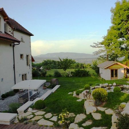 Le Manoir Bed and Breakfast Chaumont  Εξωτερικό φωτογραφία